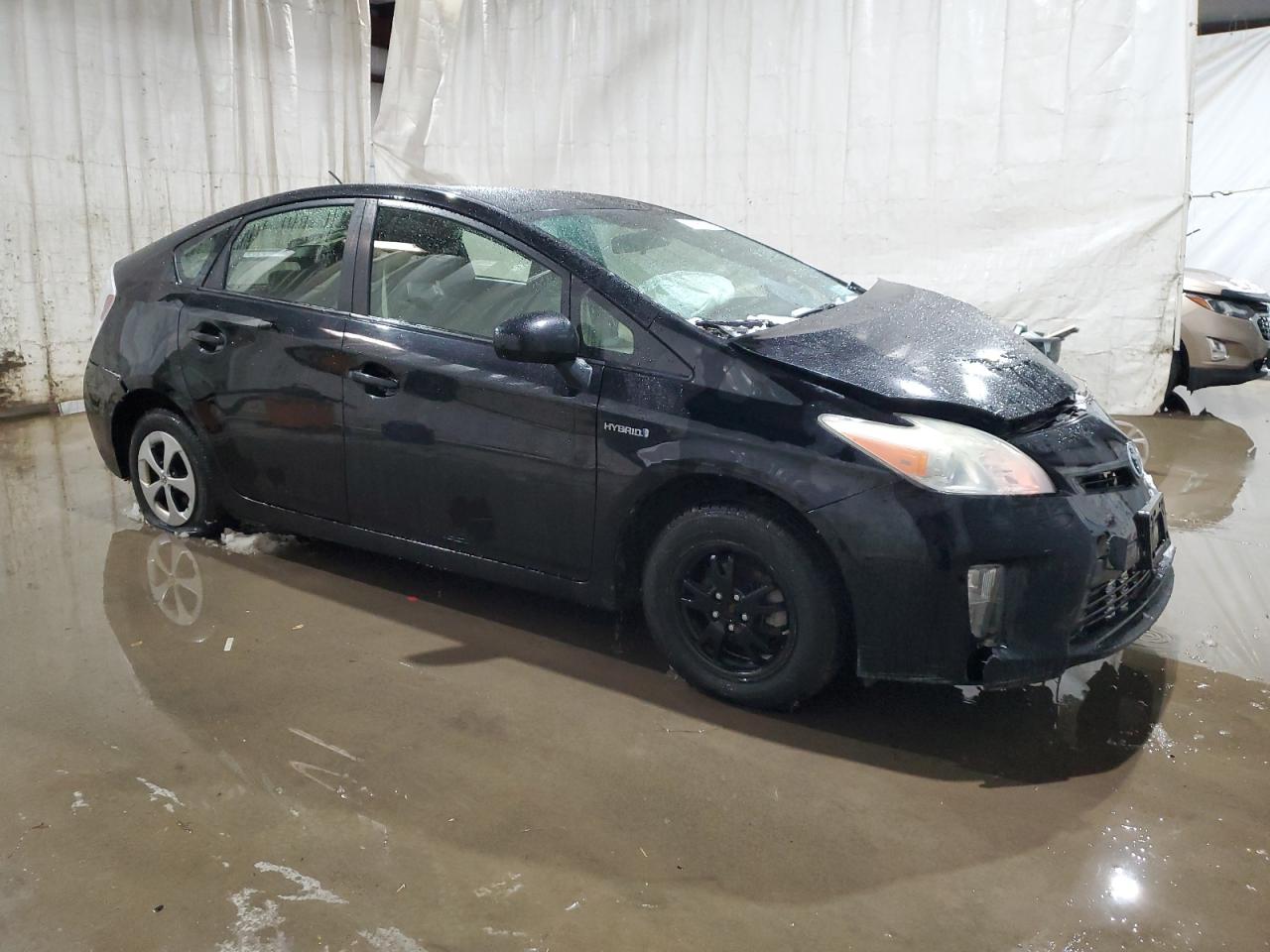 2013 Toyota Prius - Image 4