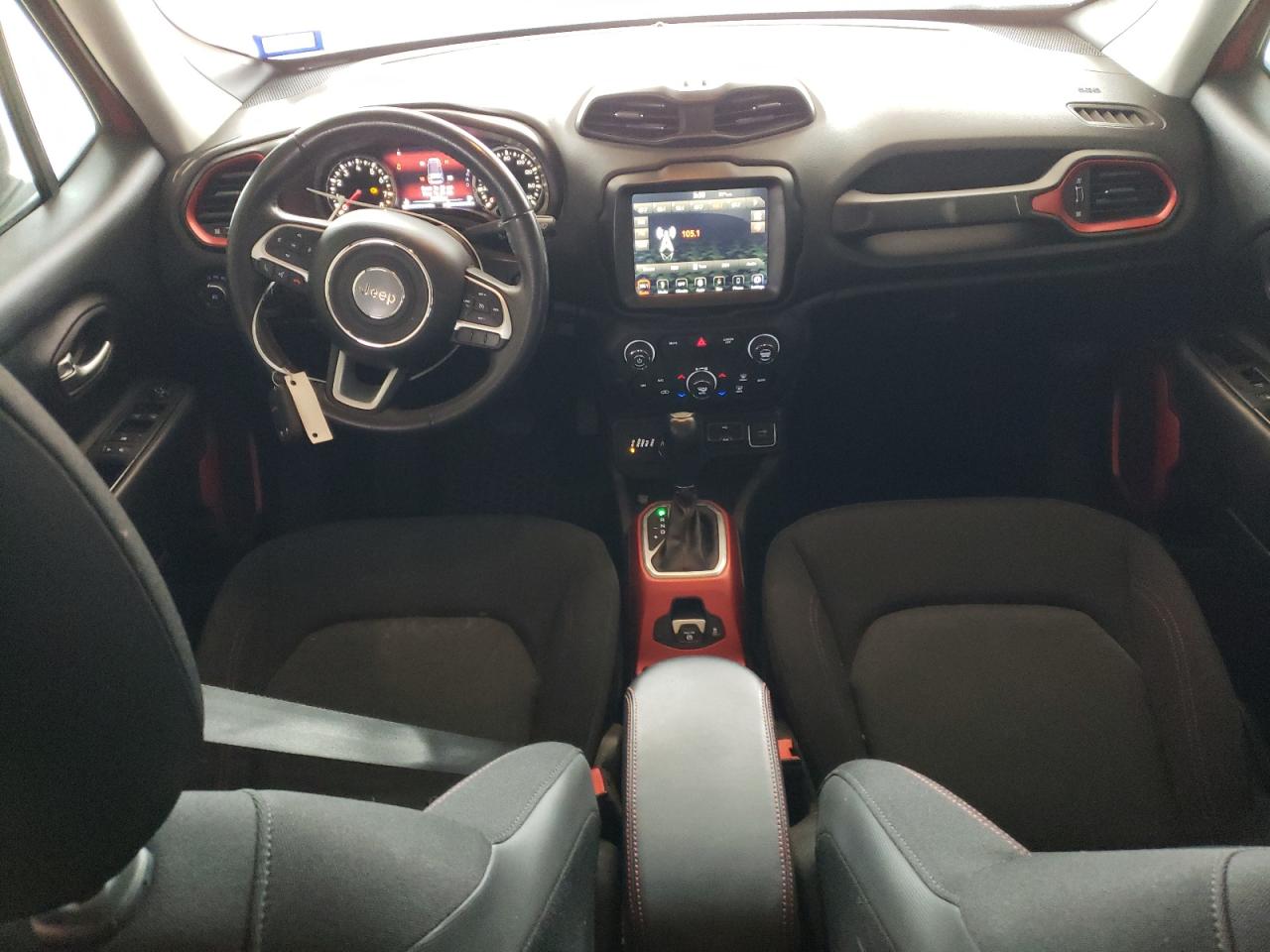 2018 Jeep Renegade - Image 8