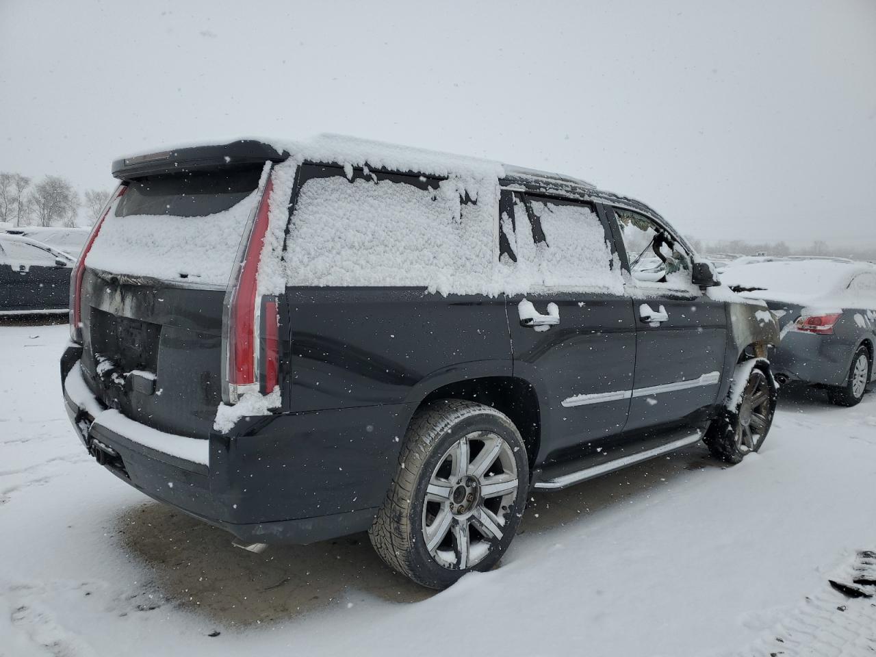 2015 Cadillac Escalade - Image 3