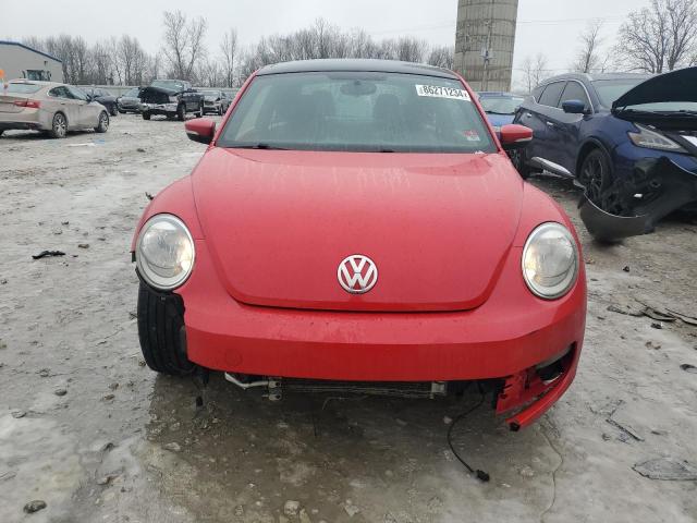  VOLKSWAGEN BEETLE 2015 Czerwony