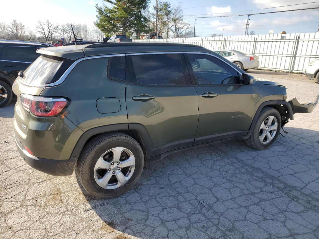 2018 Jeep Compass - Image 3