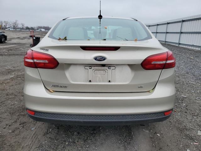  FORD FOCUS 2018 Beige