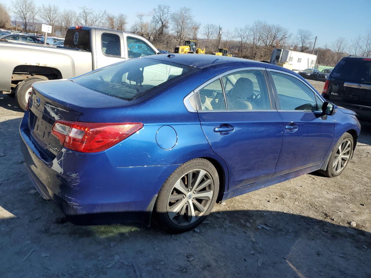 VIN 4S3BNAJ67F3020045 2015 SUBARU LEGACY no.3