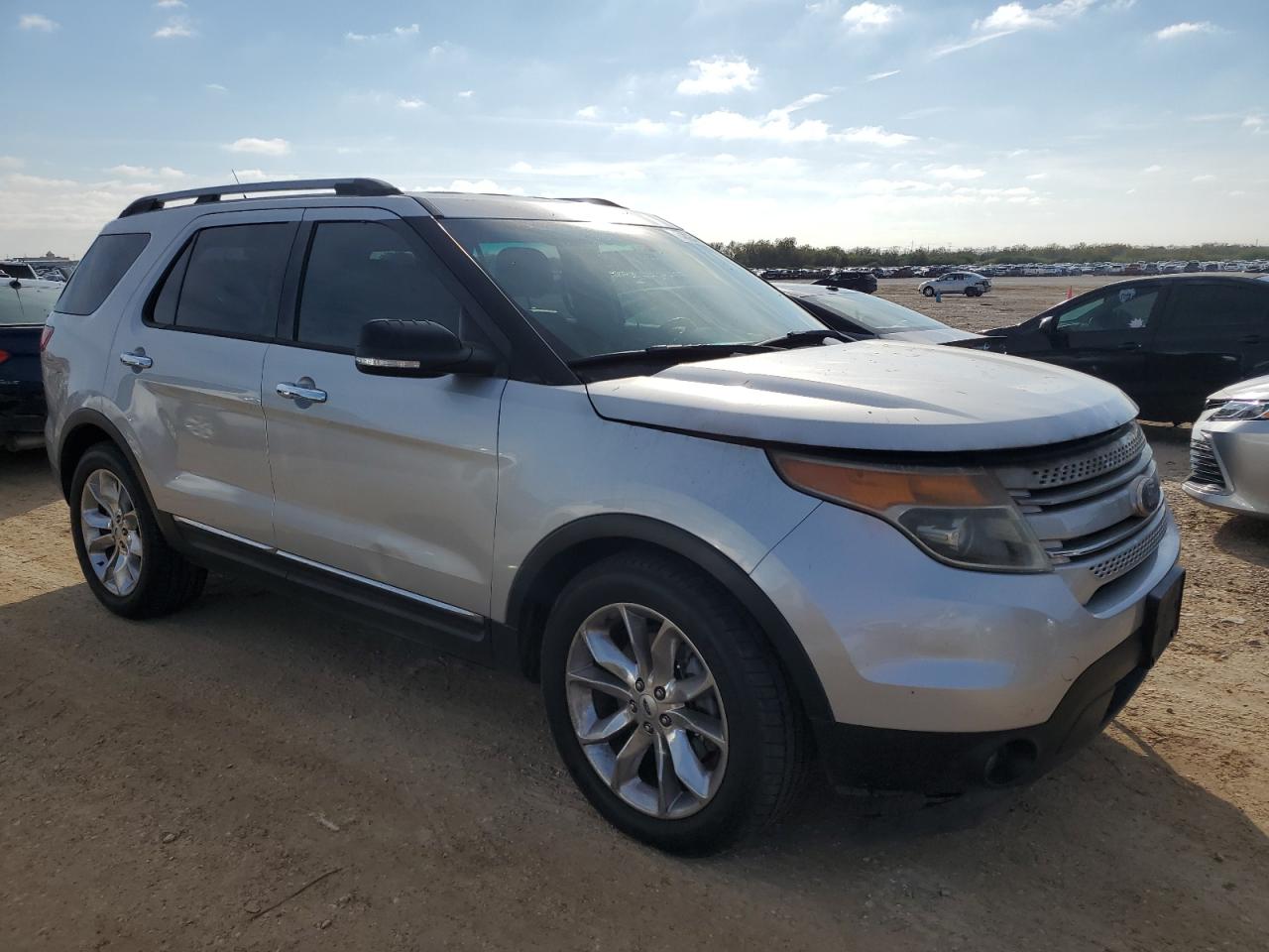 VIN 1FM5K7D89DGB77146 2013 FORD EXPLORER no.4