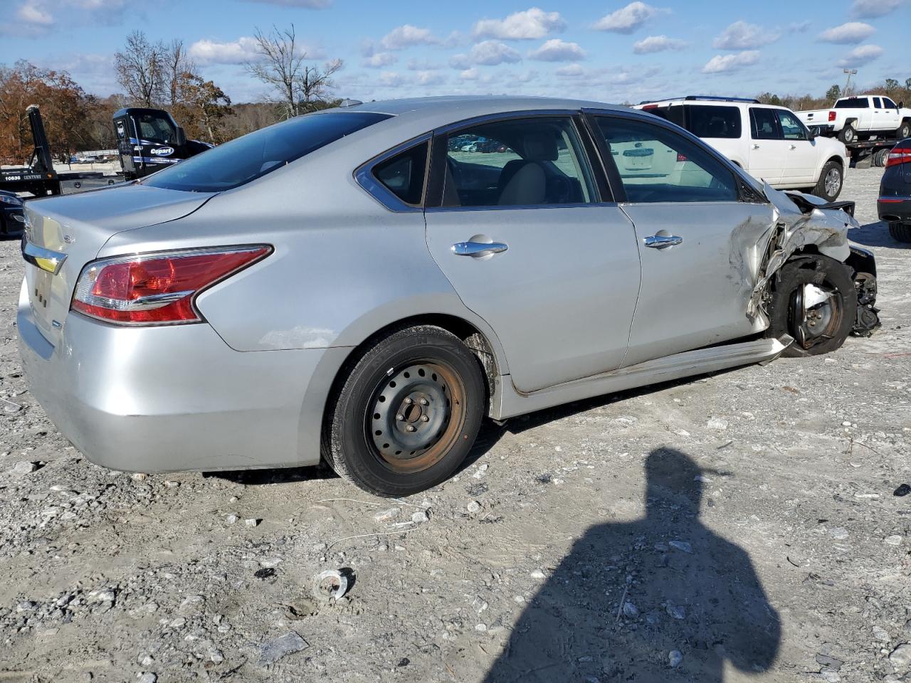 2014 Nissan Altima - Image 3