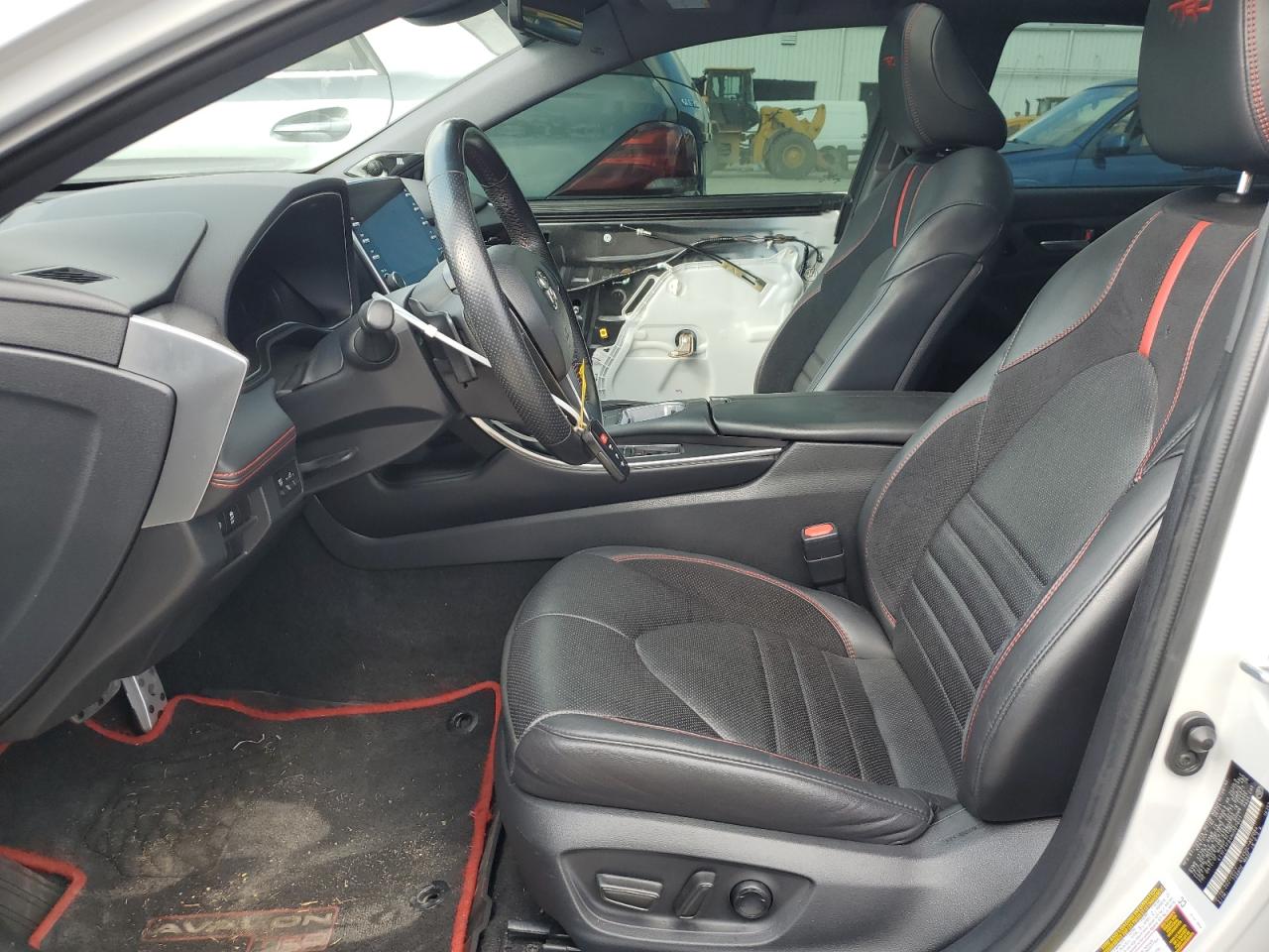 2021 Toyota Avalon - Image 7