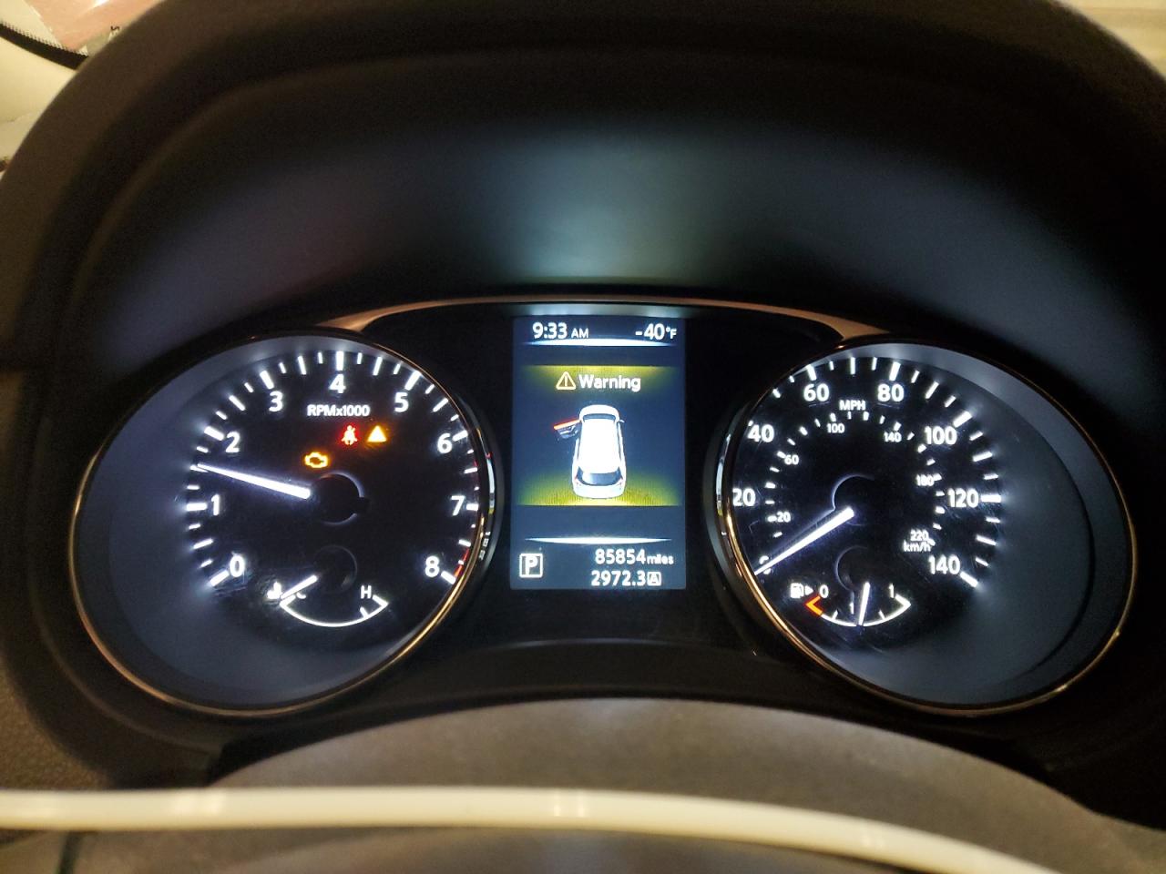 2016 Nissan Rogue - Image 9