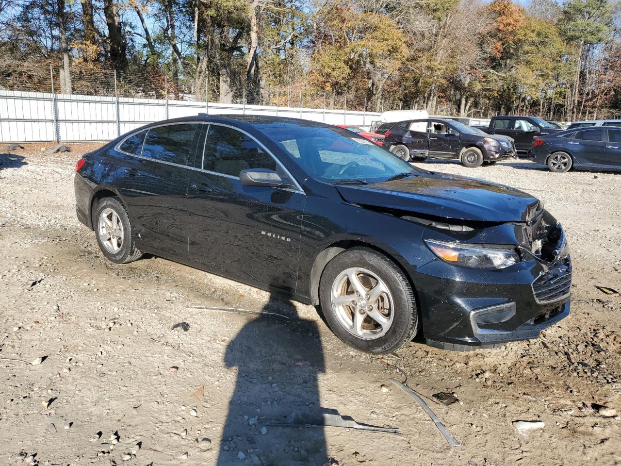 VIN 1G1ZB5ST7HF280099 2017 CHEVROLET MALIBU no.4