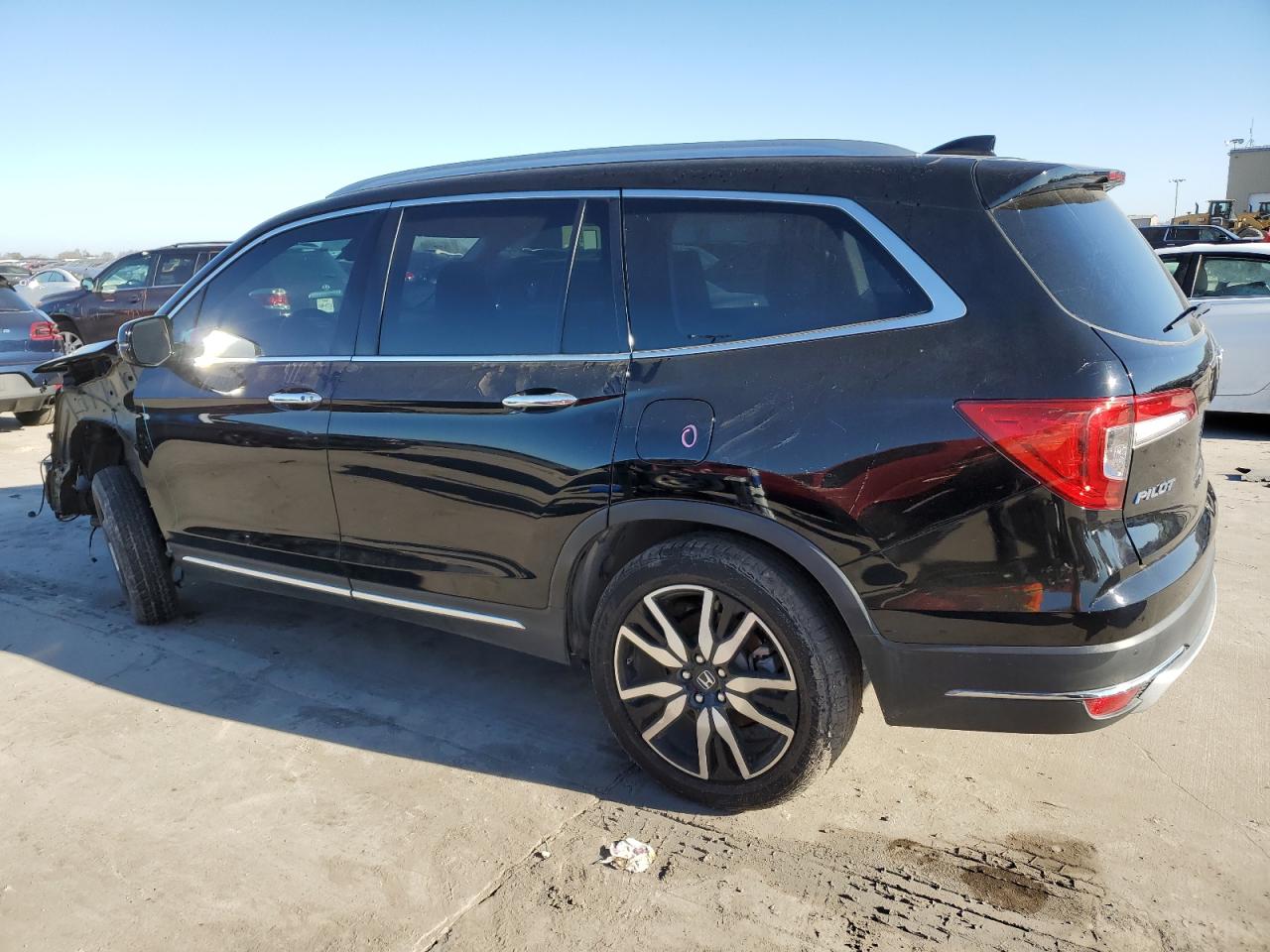 2022 Honda Pilot - Image 2