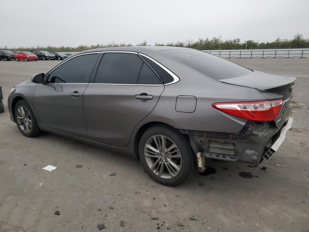 VIN 4T1BF1FK9HU332833 2017 TOYOTA CAMRY no.2