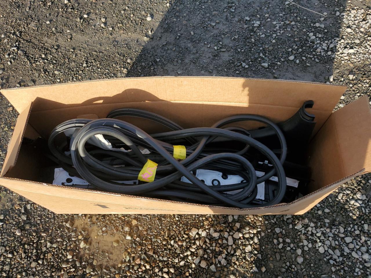 2022 Kia Sorento - Image 13