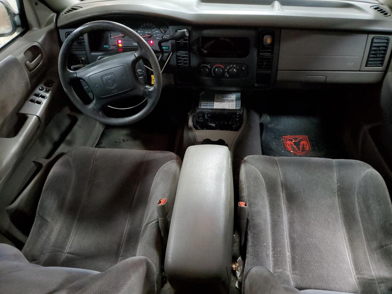 2004 Dodge Dakota Quad Sport VIN: 1D7HL38NX4S579042 Lot: 85283564