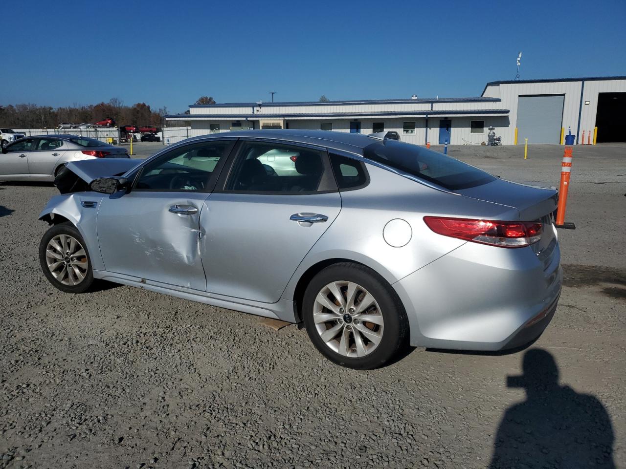 2016 Kia Optima - Image 2