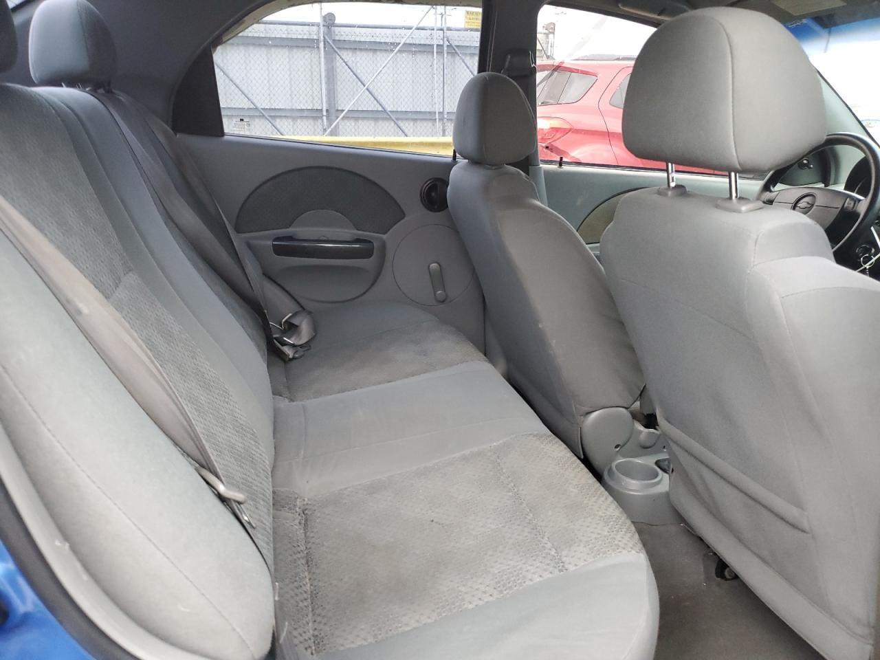 2005 Chevrolet Aveo - Image 10