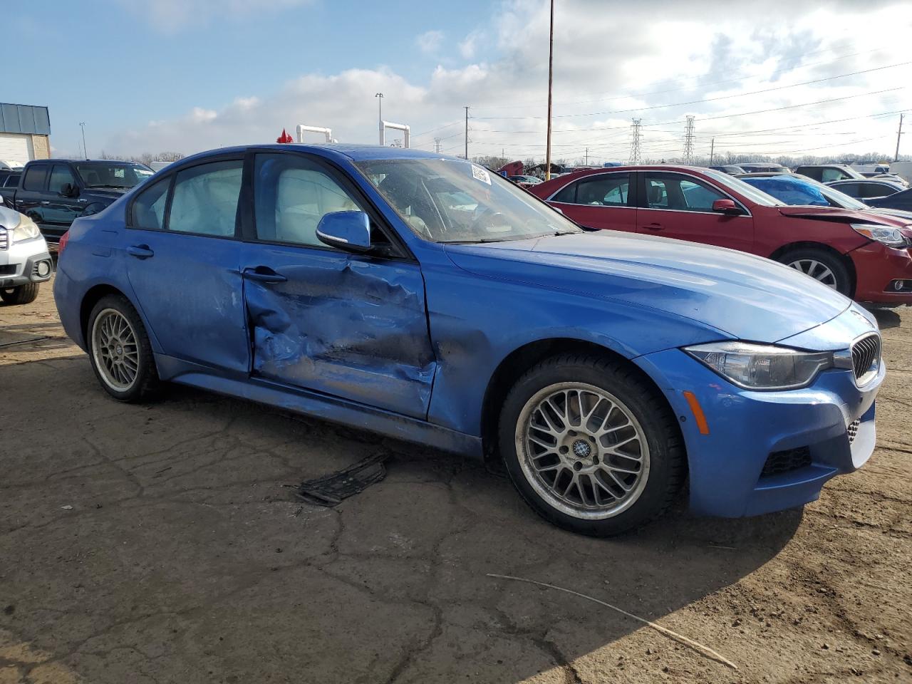 VIN WBA3B3G52DNR80976 2013 BMW 3 SERIES no.4