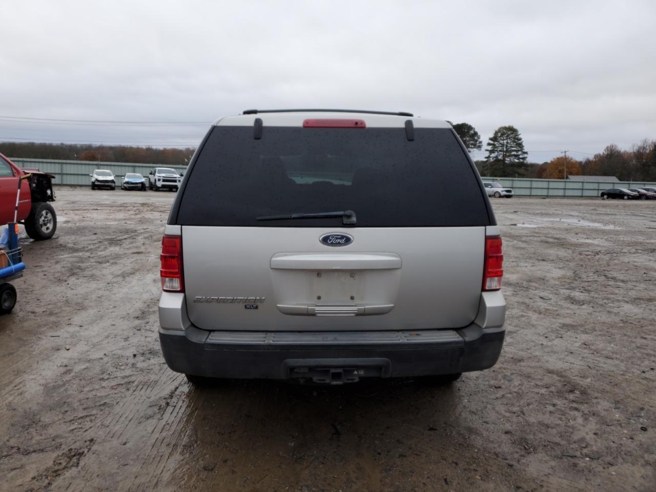2004 Ford Expedition Xlt VIN: 1FMPU16L64LB54352 Lot: 85381614