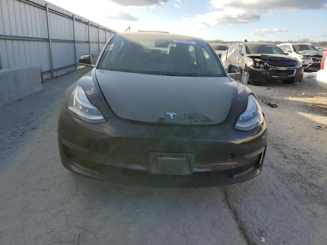  TESLA MODEL 3 2019 Czarny