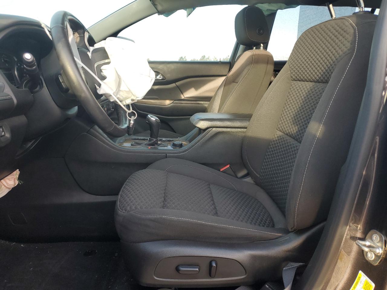 2017 GMC Acadia - Image 7