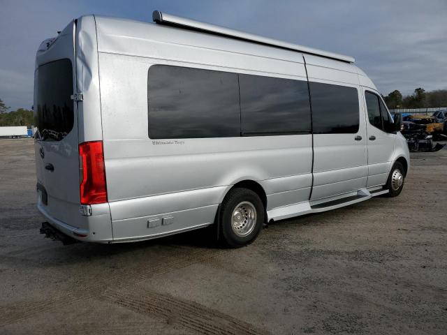  MERCEDES-BENZ SPRINTER 2021 Srebrny