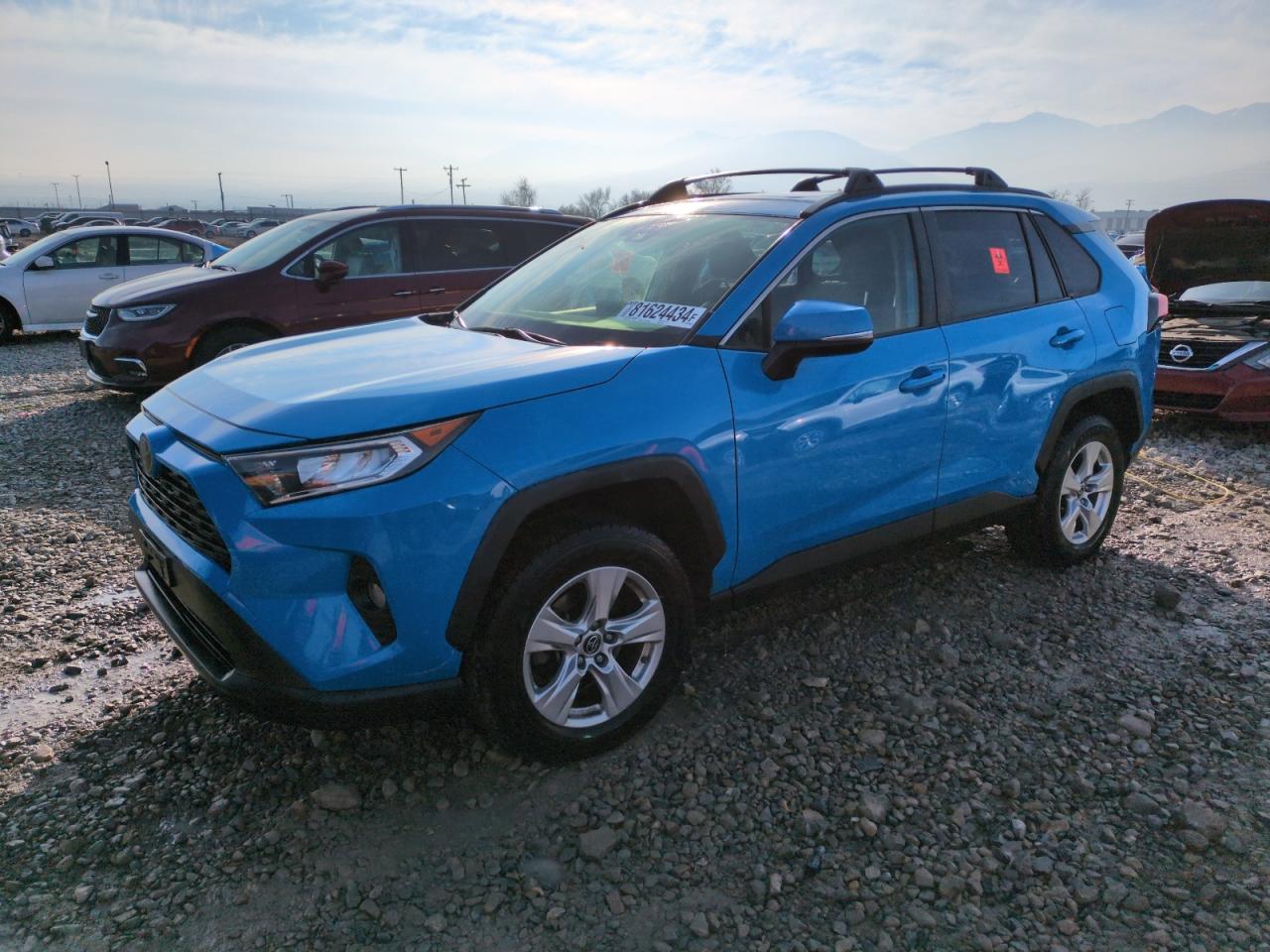 VIN JTMP1RFVXKD500116 2019 TOYOTA RAV4 no.1