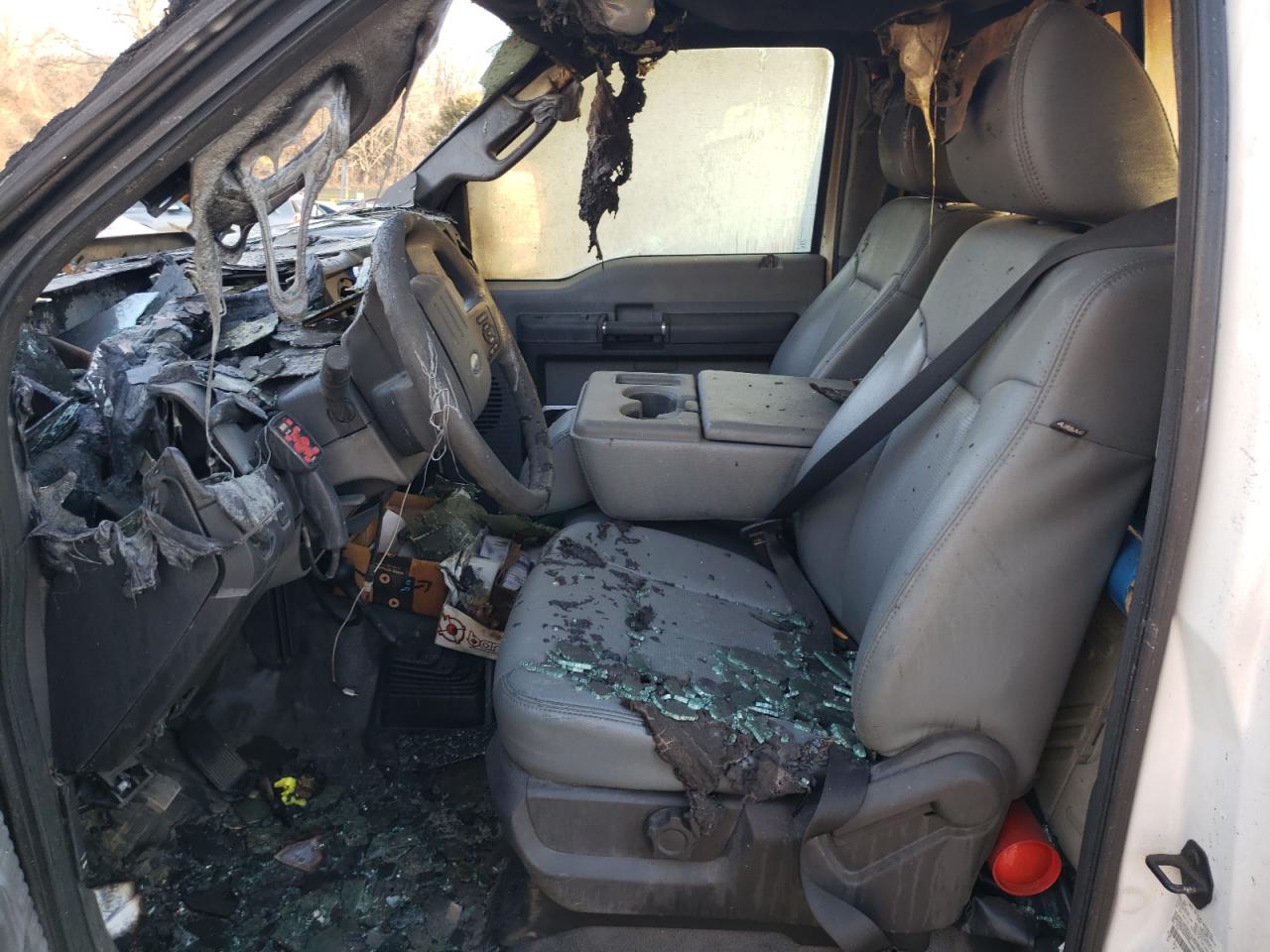 2015 Ford F250 - Image 7