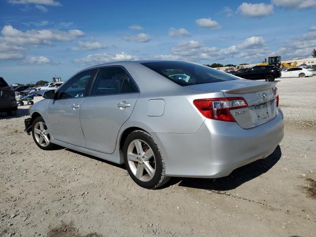  TOYOTA CAMRY 2014 Silver