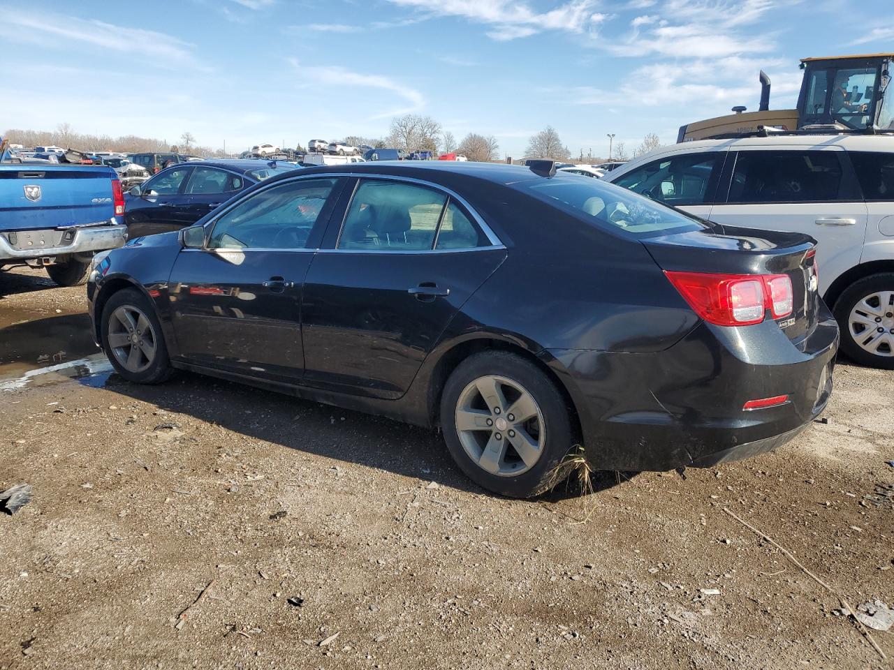 VIN 1G11B5SA3DF282342 2013 CHEVROLET MALIBU no.2