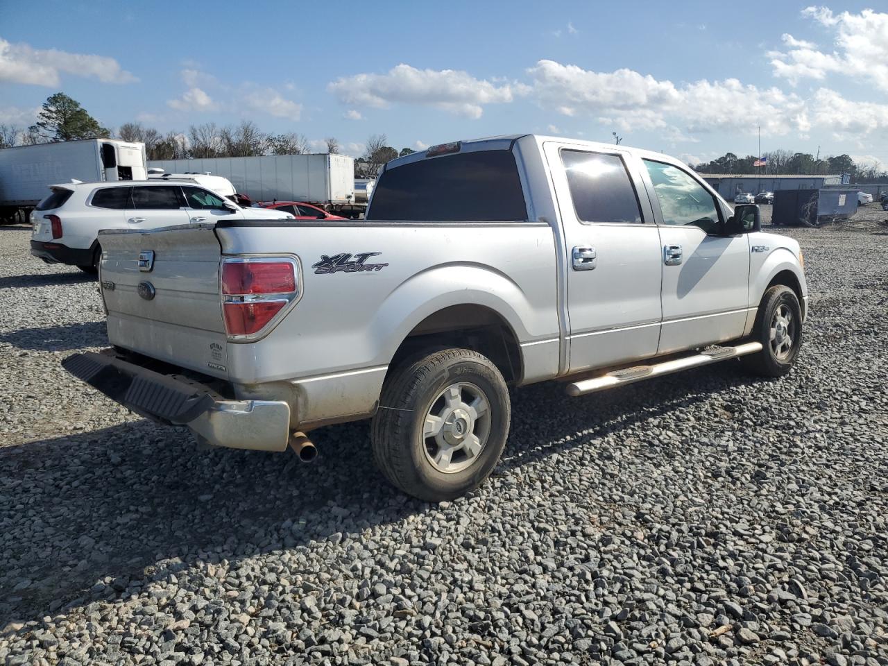 2011 Ford F-150 - Image 3