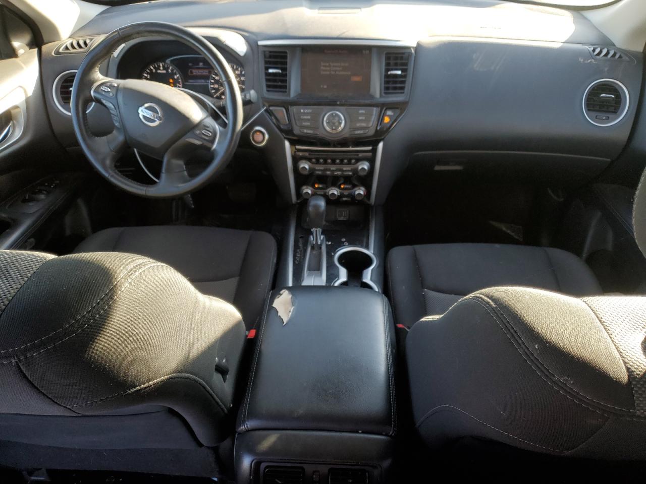 2020 Nissan Pathfinder - Image 8