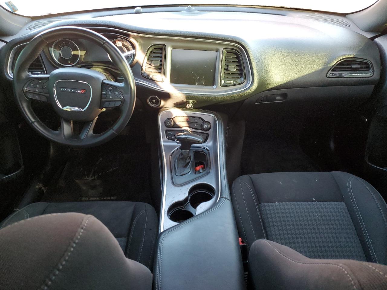 2016 Dodge Challenger - Image 8