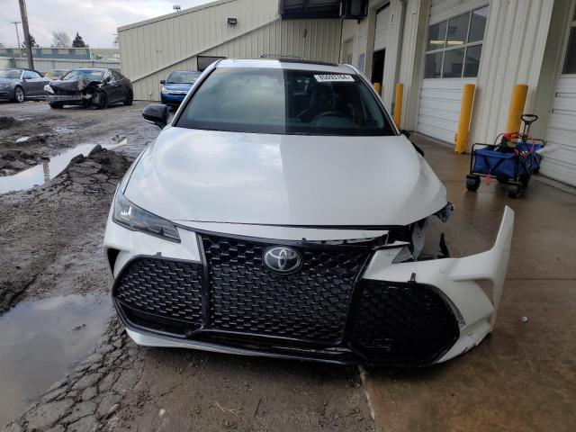  TOYOTA AVALON 2019 White