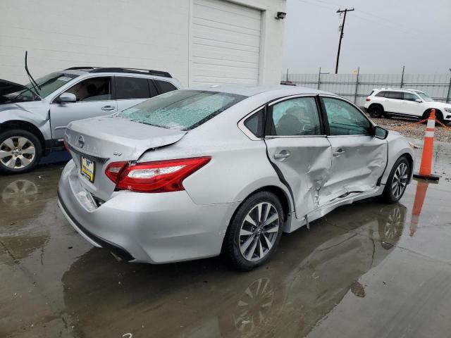  NISSAN ALTIMA 2017 Szary