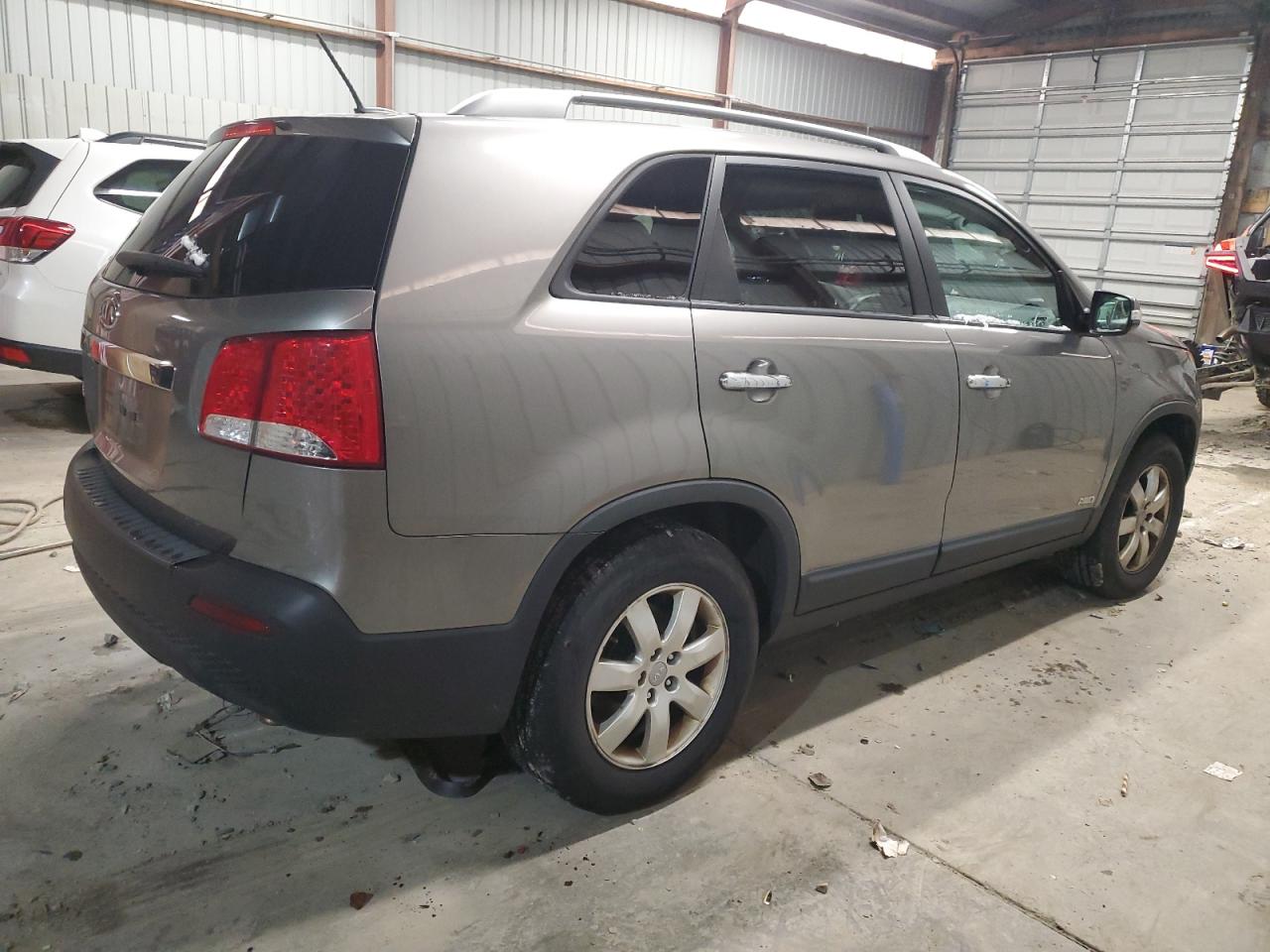 VIN 5XYKTCA63DG416712 2013 KIA SORENTO no.3