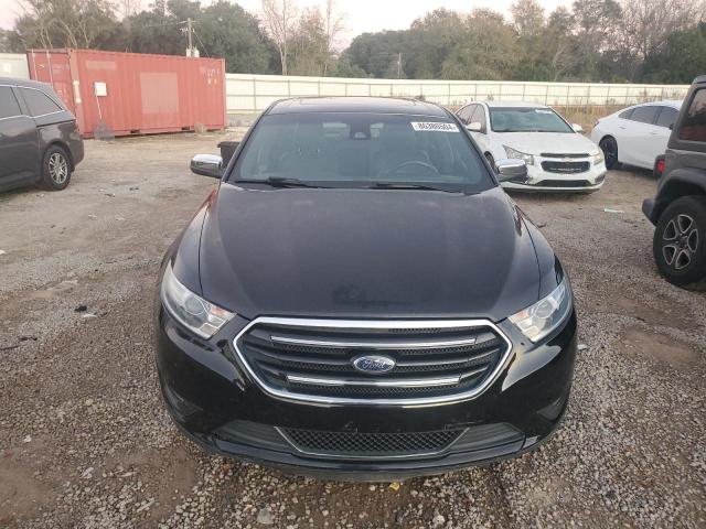  FORD TAURUS 2019 Черный