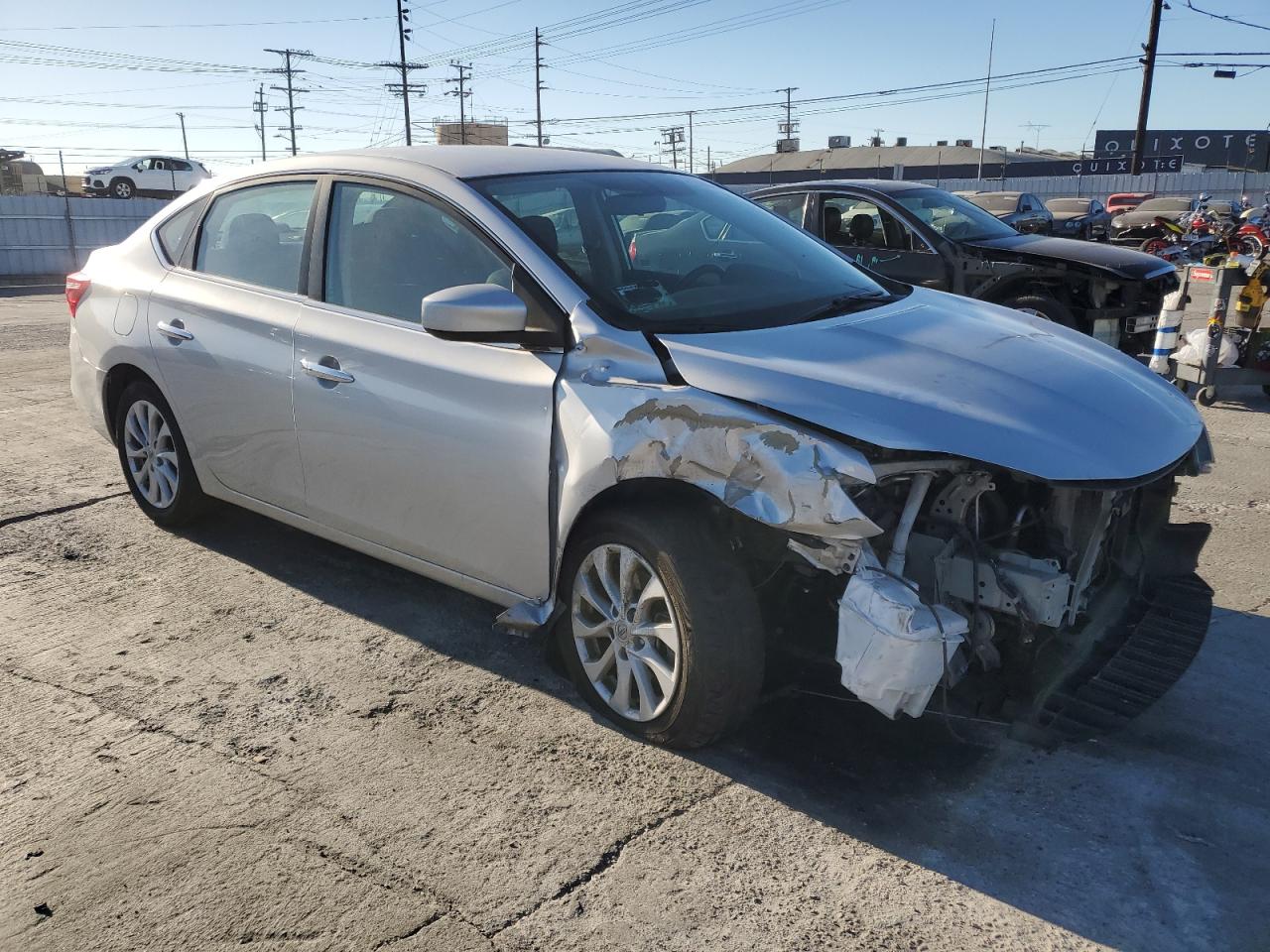 VIN 3N1AB7AP6KL618824 2019 NISSAN SENTRA no.4