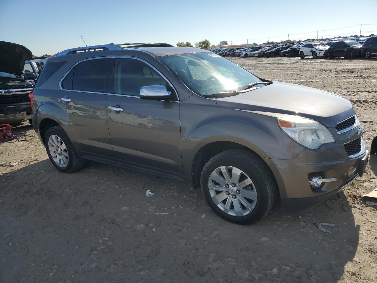 2010 Chevrolet Equinox - Image 4