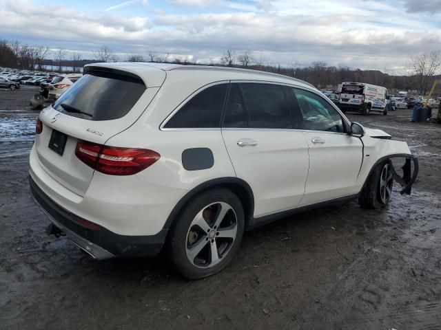  MERCEDES-BENZ GLC-CLASS 2016 White