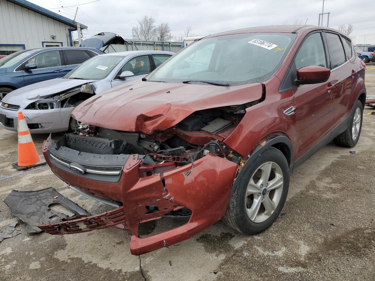 VIN 1FMCU0GX7EUE52379 2014 FORD ESCAPE no.1