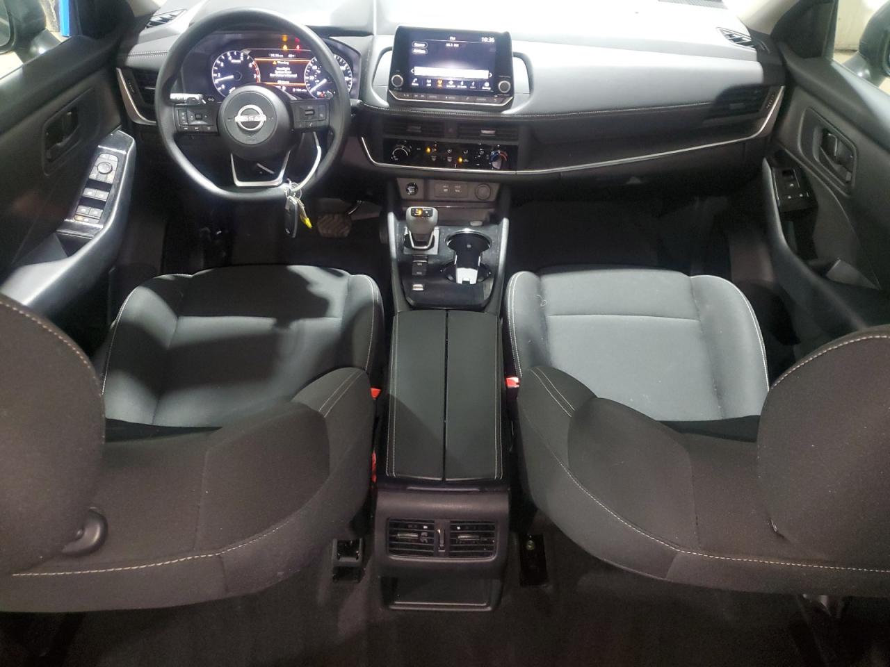 2024 Nissan Rogue - Image 8