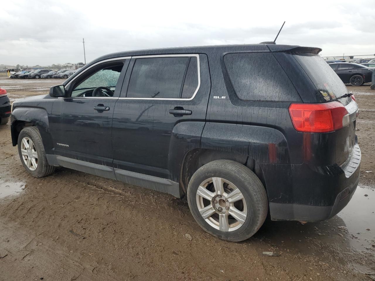 2015 GMC Terrain - Image 2