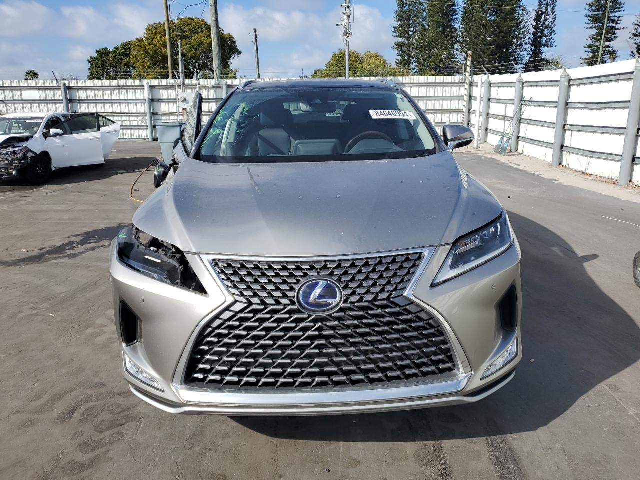2022 Lexus RX - Image 5