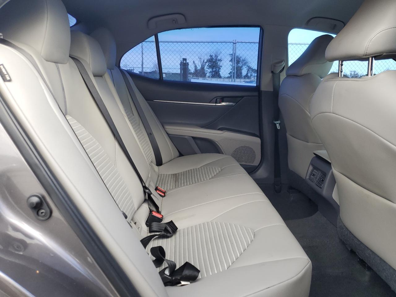 2021 Toyota Camry - Image 10