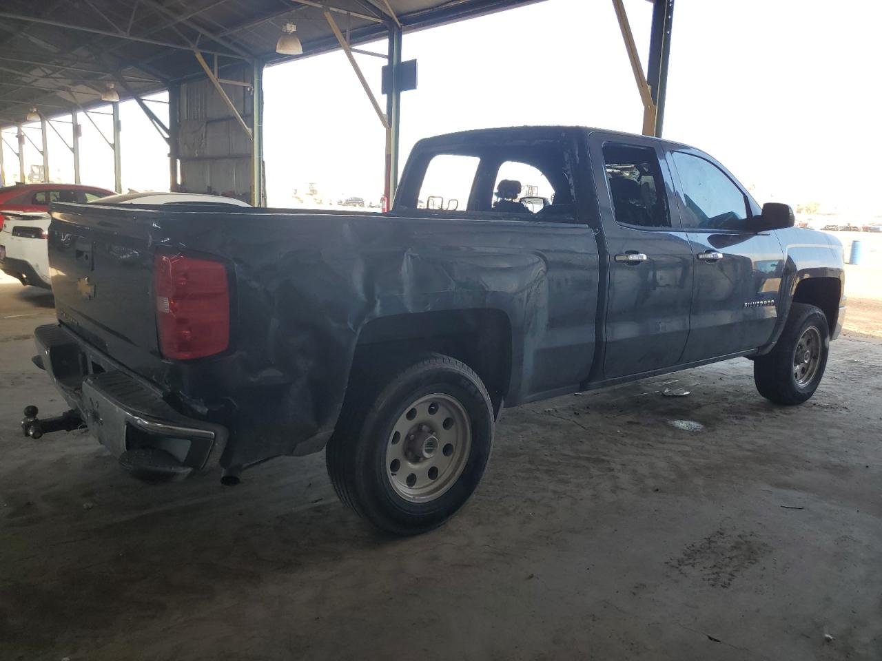 2015 Chevrolet Silverado - Image 3