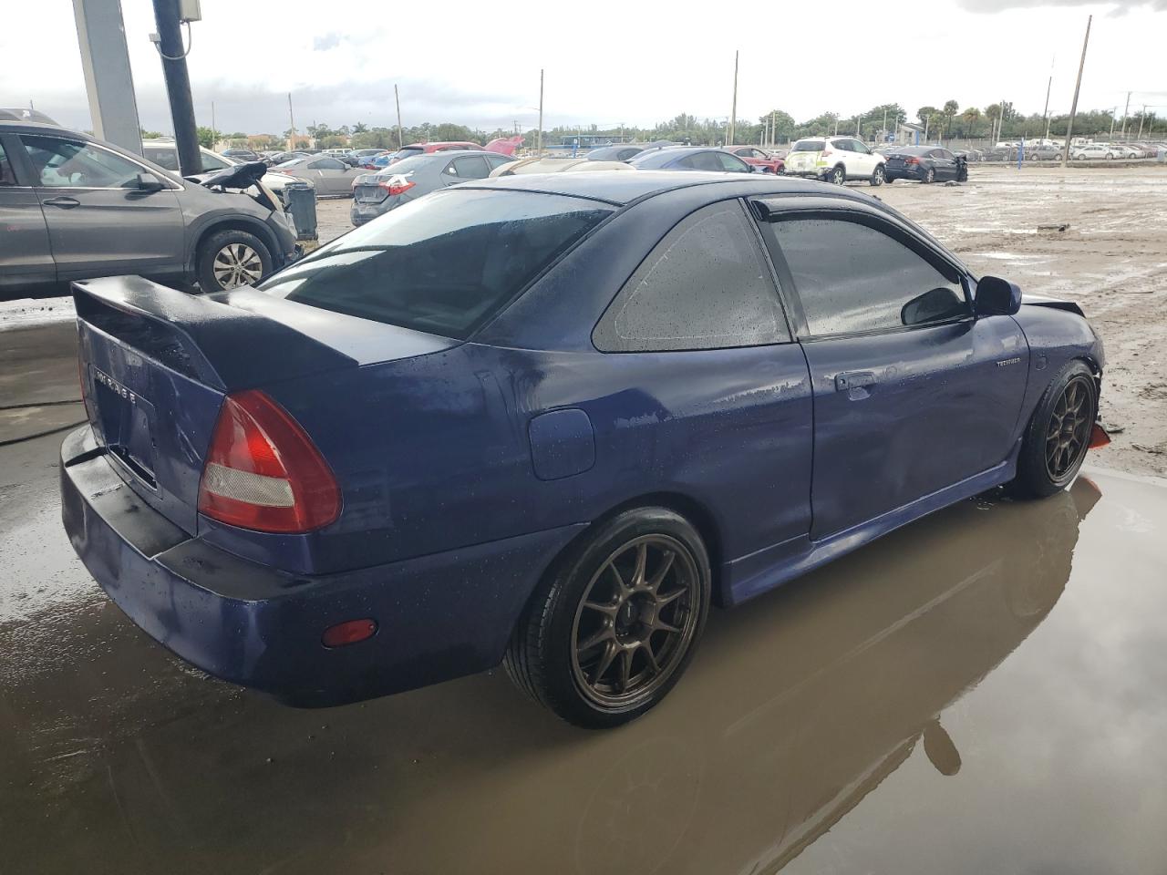 1998 Mitsubishi Mirage - Image 3