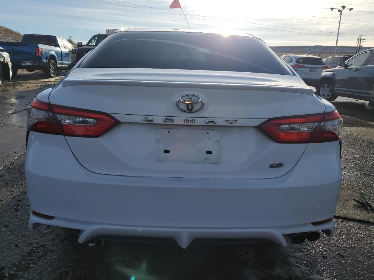 2018 Toyota Camry - Image 6