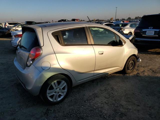  CHEVROLET SPARK 2015 Srebrny