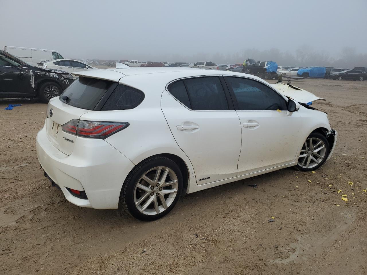 VIN JTHKD5BH7F2226240 2015 LEXUS CT 200 no.3