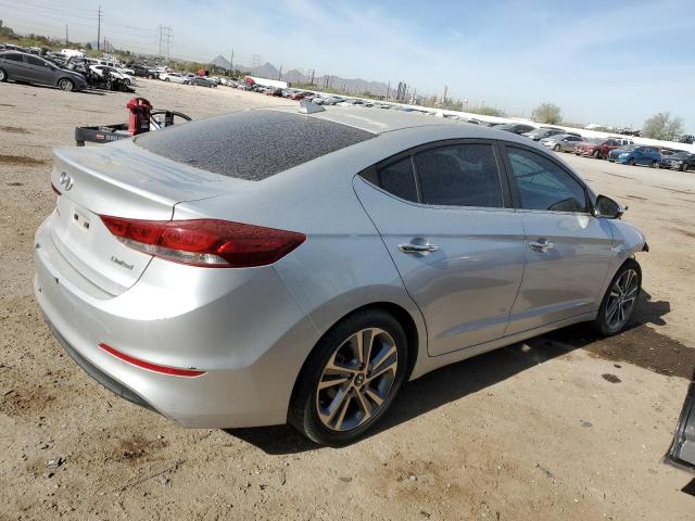  HYUNDAI ELANTRA 2017 Серебристый