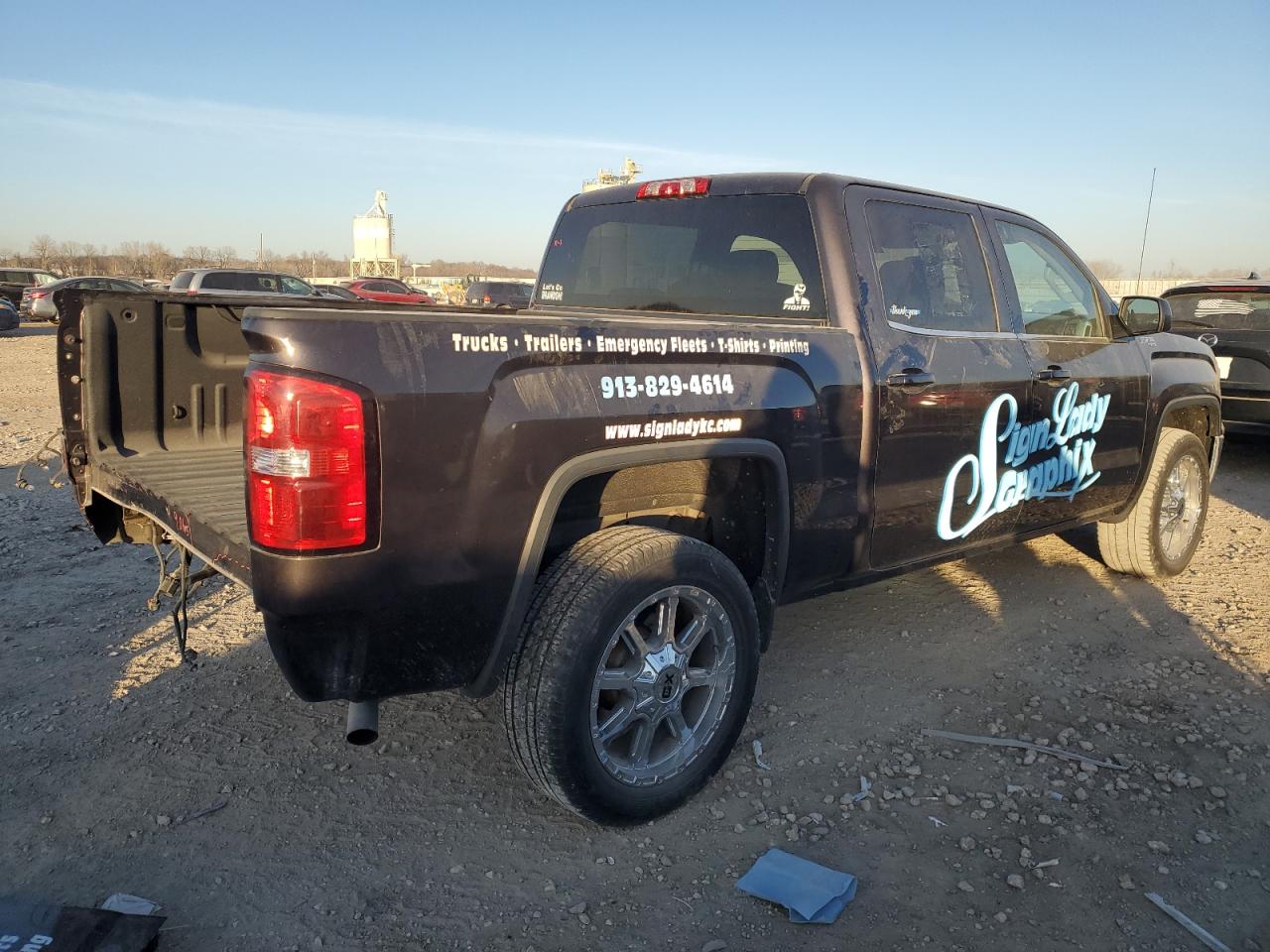 2015 GMC Sierra - Image 3