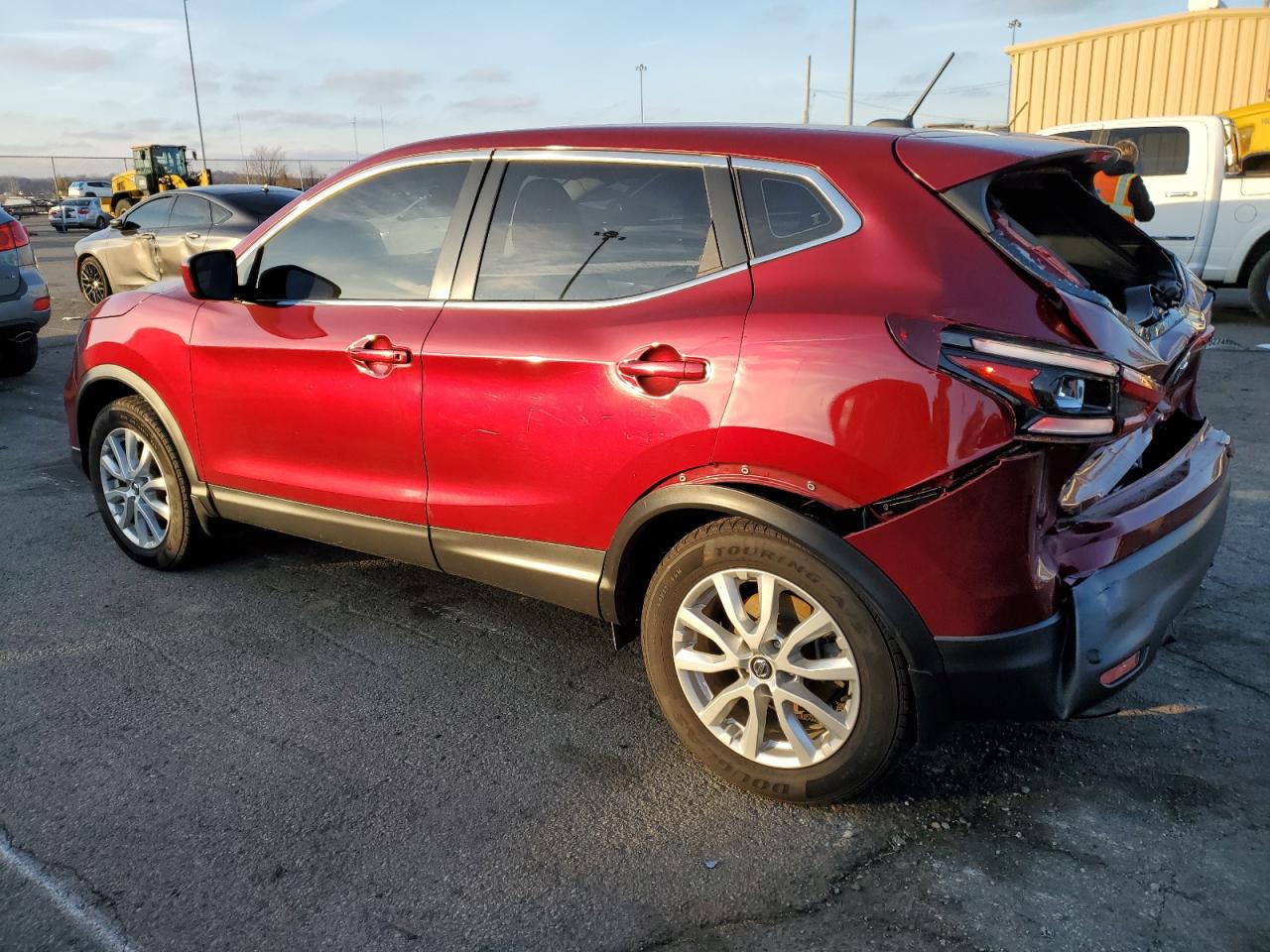 2021 Nissan Rogue - Image 2